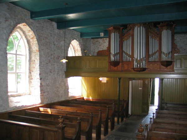 Zuurdijk orgel vanuit kerk