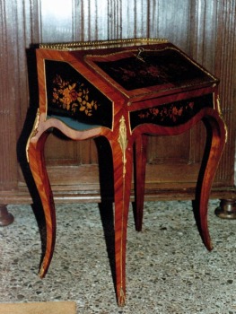 Bureau Louis XV-stijl